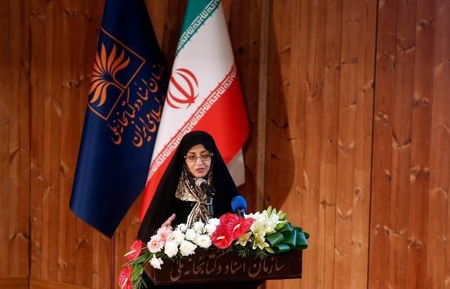 بروجردی: خانه هر ایرانی کتابخانه ملی می شود
