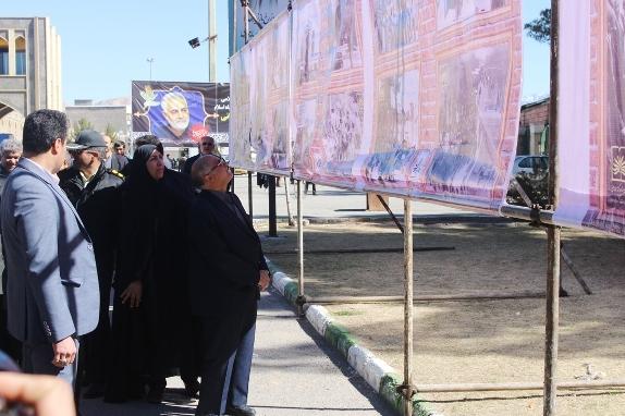 برپایی نمایشگاه تصاویر انقلاب اسلامی توسط مرکز جنوب شرق (کرمان)