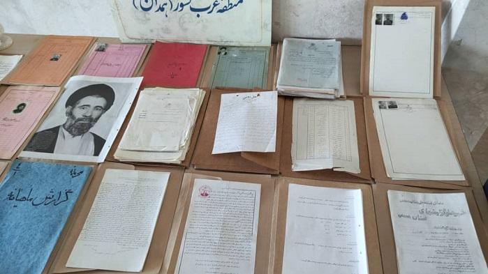 رونمایی از 25 هزار برگ سند تاریخی مرتبط با انقلاب در استان همدان