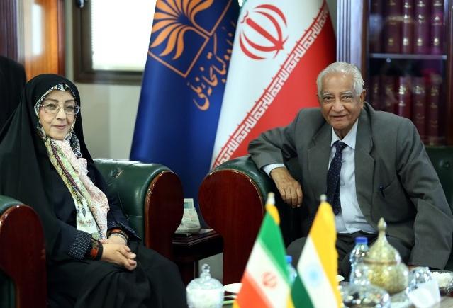 بروجردی مطرح کرد: تهیه فهرست نسخ خطی فارسی کشورها پروژه جدید کتابخانه ملی