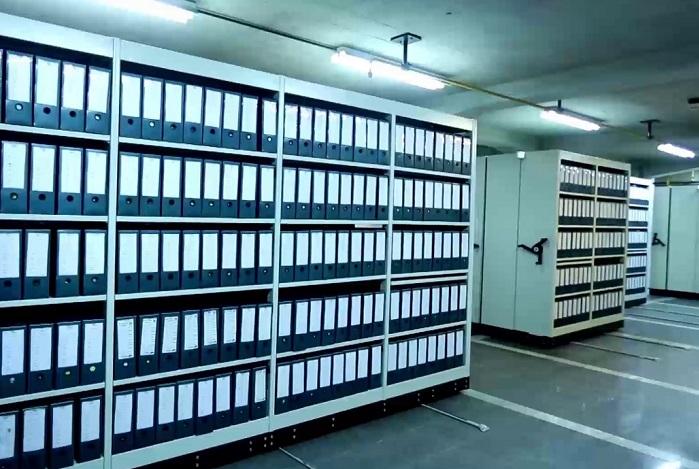 تجهیز 50 درصد فضای مخازن آرشیوی سازمان اسناد و کتابخانه ملی ایران به قفسه بندی ریلی