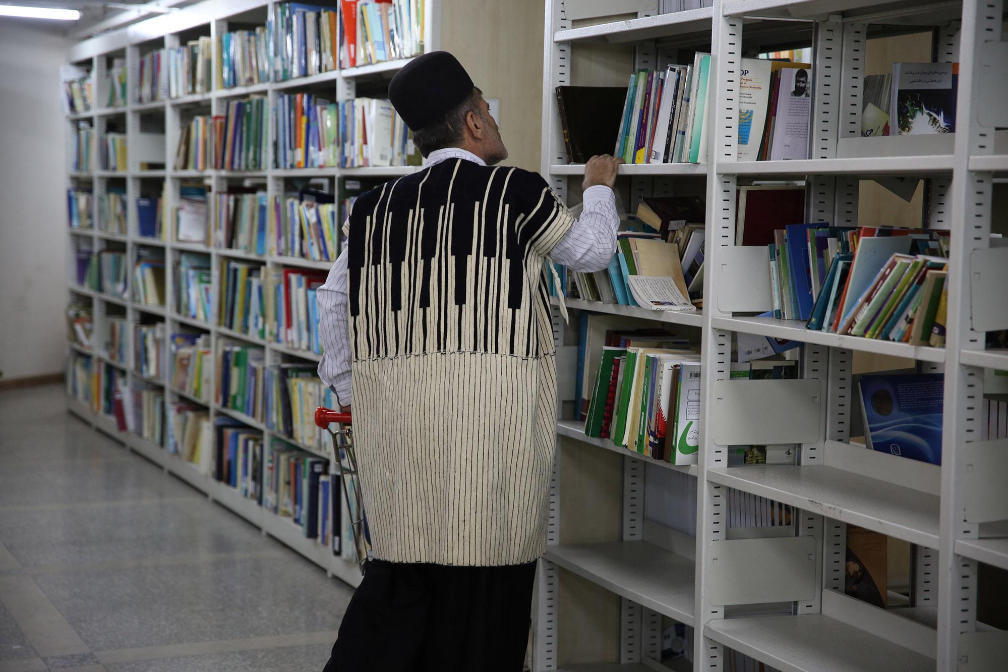 اهدای بیش از 16 هزار منابع کتابخانه ای به مناطق کم برخوردار