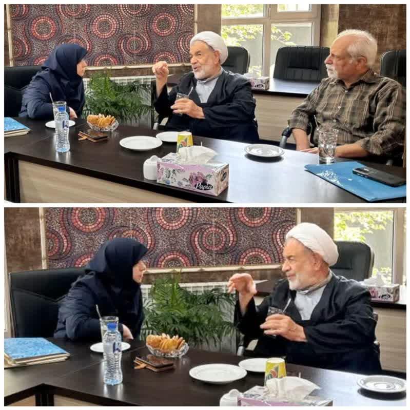 تبیین نقش بازار و حوزه های علمیه در پیروزی انقلاب