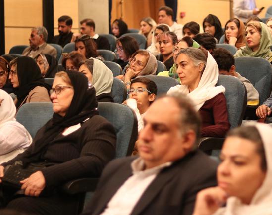 نمایش فیلم «درخت بی‌بی»