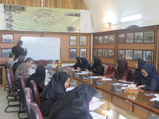 برگزاری دوره آموزشی سند شناسی و سند خوانی در مرکز جنوب شرق کشور