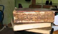 پايش محيط و منابع كتابخانه مركزی پژوهشكده قوه قضائيه، به همت كارشناسان اداره‌كل حفاظت و نگهداری اسناد