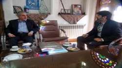 بازدید  دکتر سیدرضا صالحی از مرکز اسناد و کتابخانه ملی یزد 