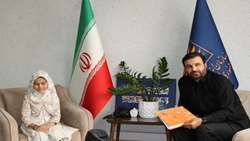 تقدیر از دانش‌آموز داستان‌نویس حاشیه شهر مشهد در مرکز شرق کشور