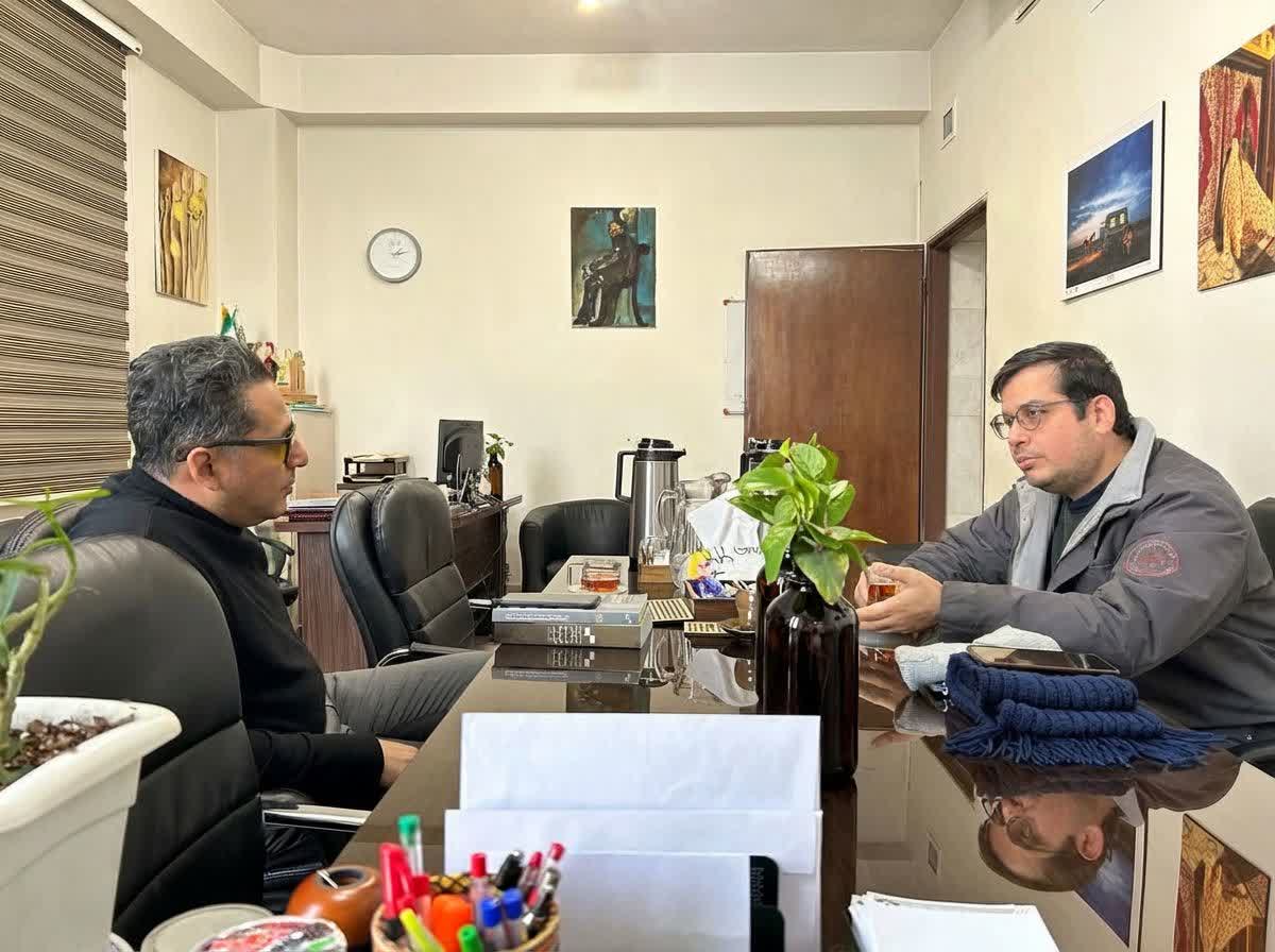 آغاز همکاری مرکز اسناد و کتابخانه ملی منطقه شرق کشور و انجمن سینمای جوانان مشهد